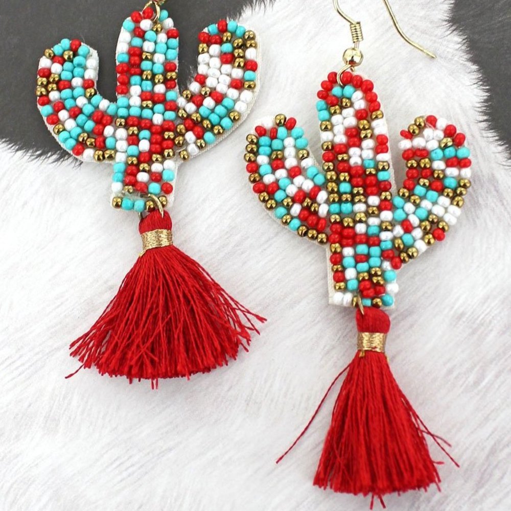 TURQUOISE AND RED SEED BEAD CACTUS TASSEL EARRINGS NIP - Picture 2 of 2